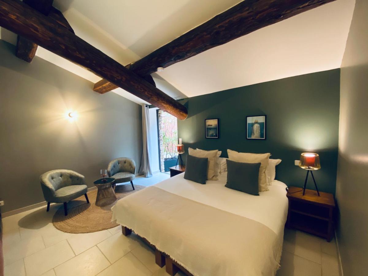 Le Jas De Joucas Hotel-Restaurant Экстерьер фото